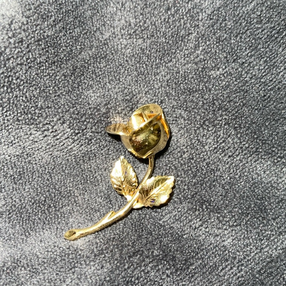 Monet Vintage Rose Pin
